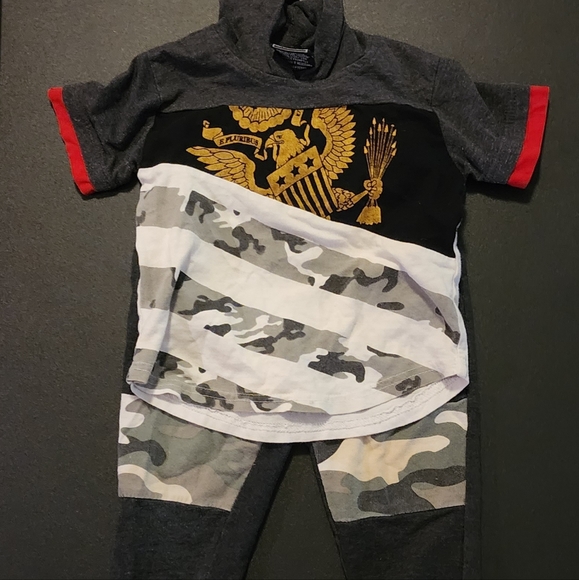 2T Matching Set - Picture 3 of 6